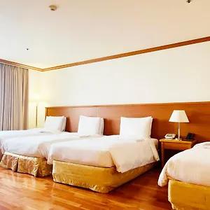 Отель Sejong Myeongdong, Сеул